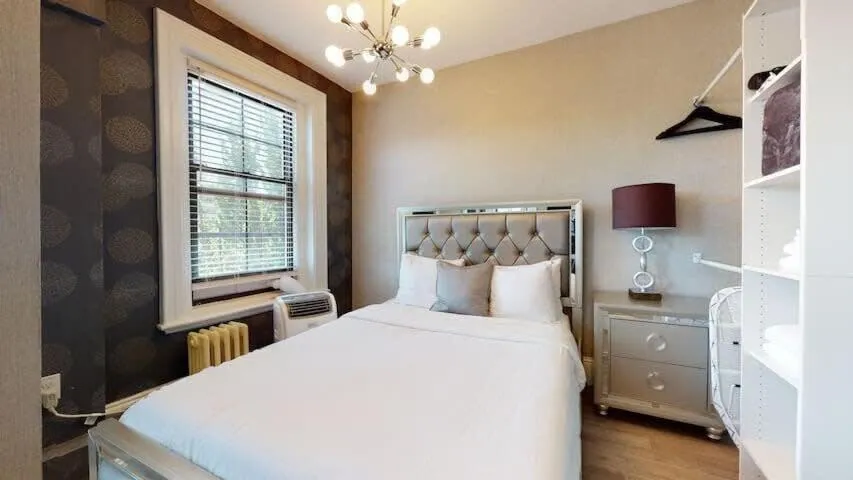 Image 4 of 1-31 Excellent Location, Walk Everywhere Sleeps 3