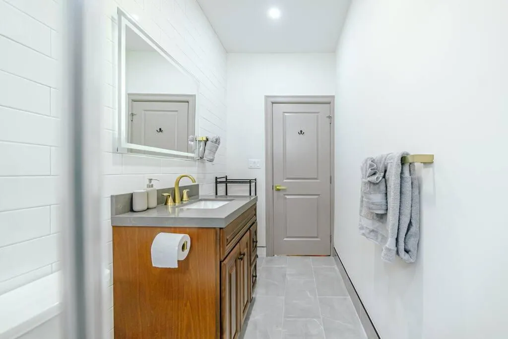 Image 1 of 82-Newly renovated, luxury apartment in Boston