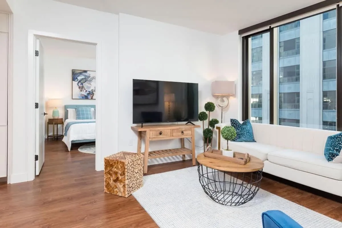 Image 6 of Back-Bay Upscale Central Condo Bos Common Downtown