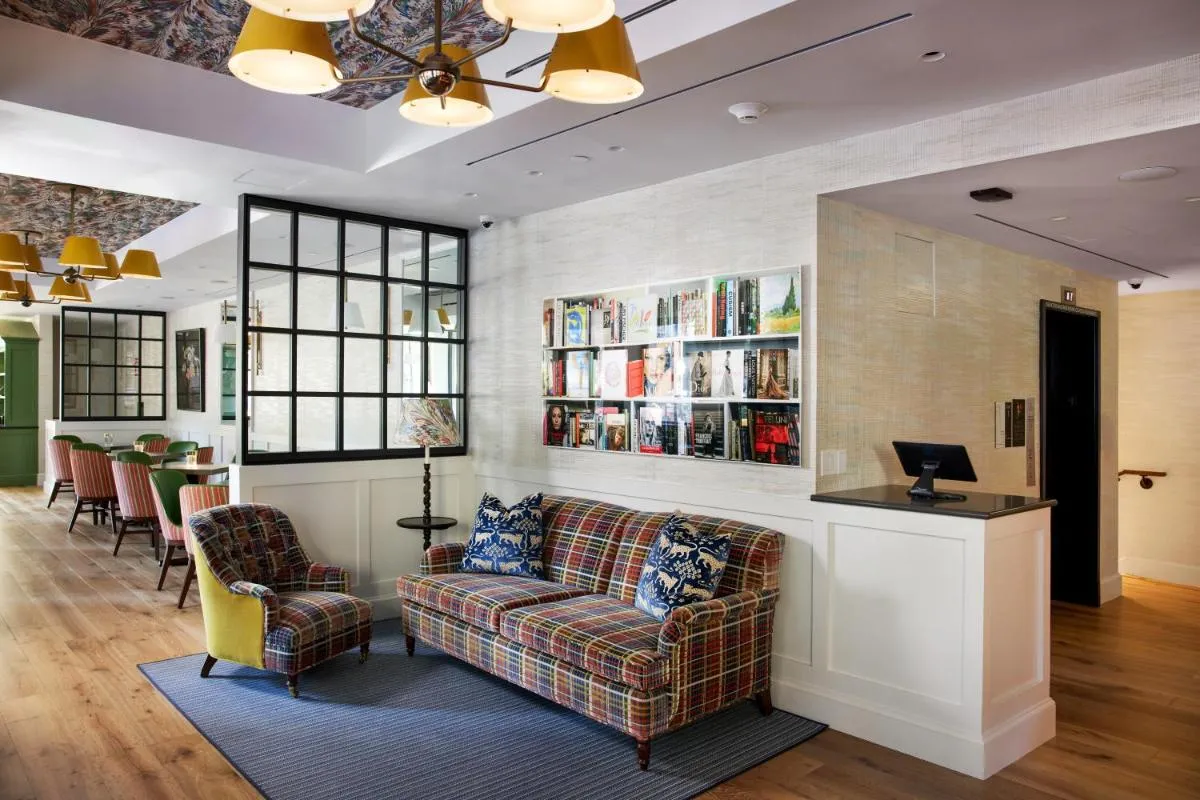 Image 1 of Beacon Hill Hotel