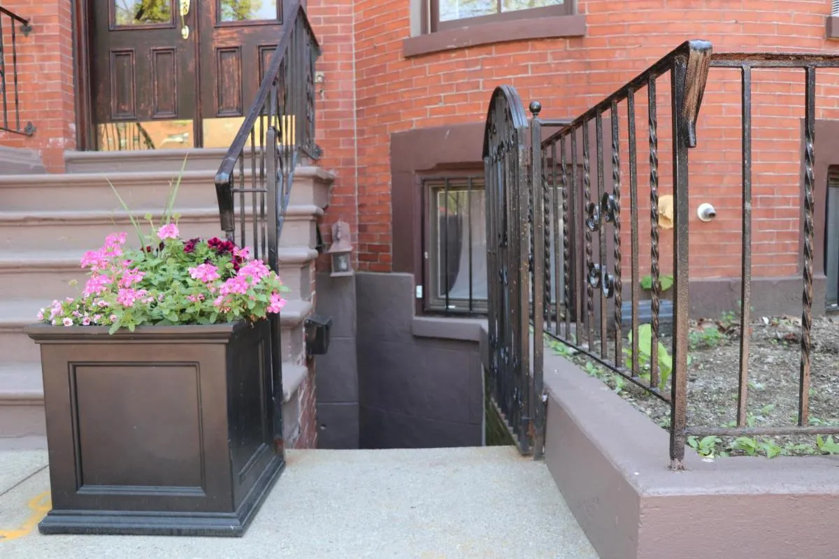 Image 1 of Beautiful 2Bedroom in the South End Boston – Garden Unit