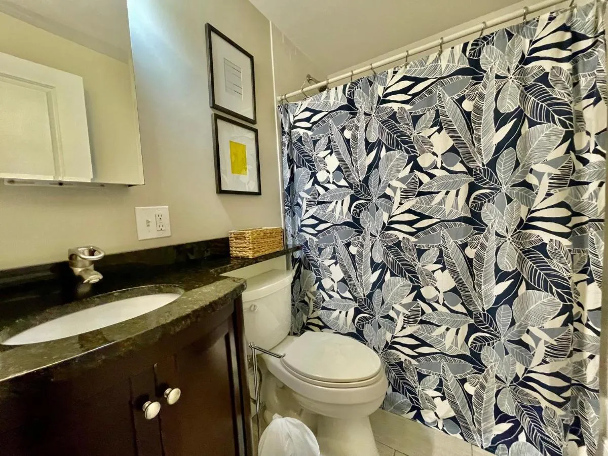 Image 6 of Beautiful 3BR 3BA Duplex parking Best Location Boston