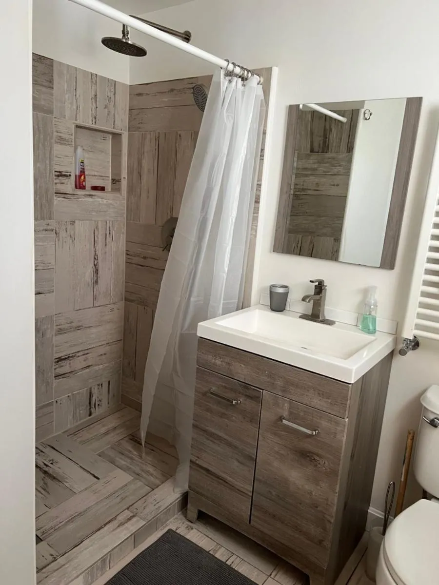 Image 2 of Beautiful Townhouse, 2 bedrooms, 2 bath