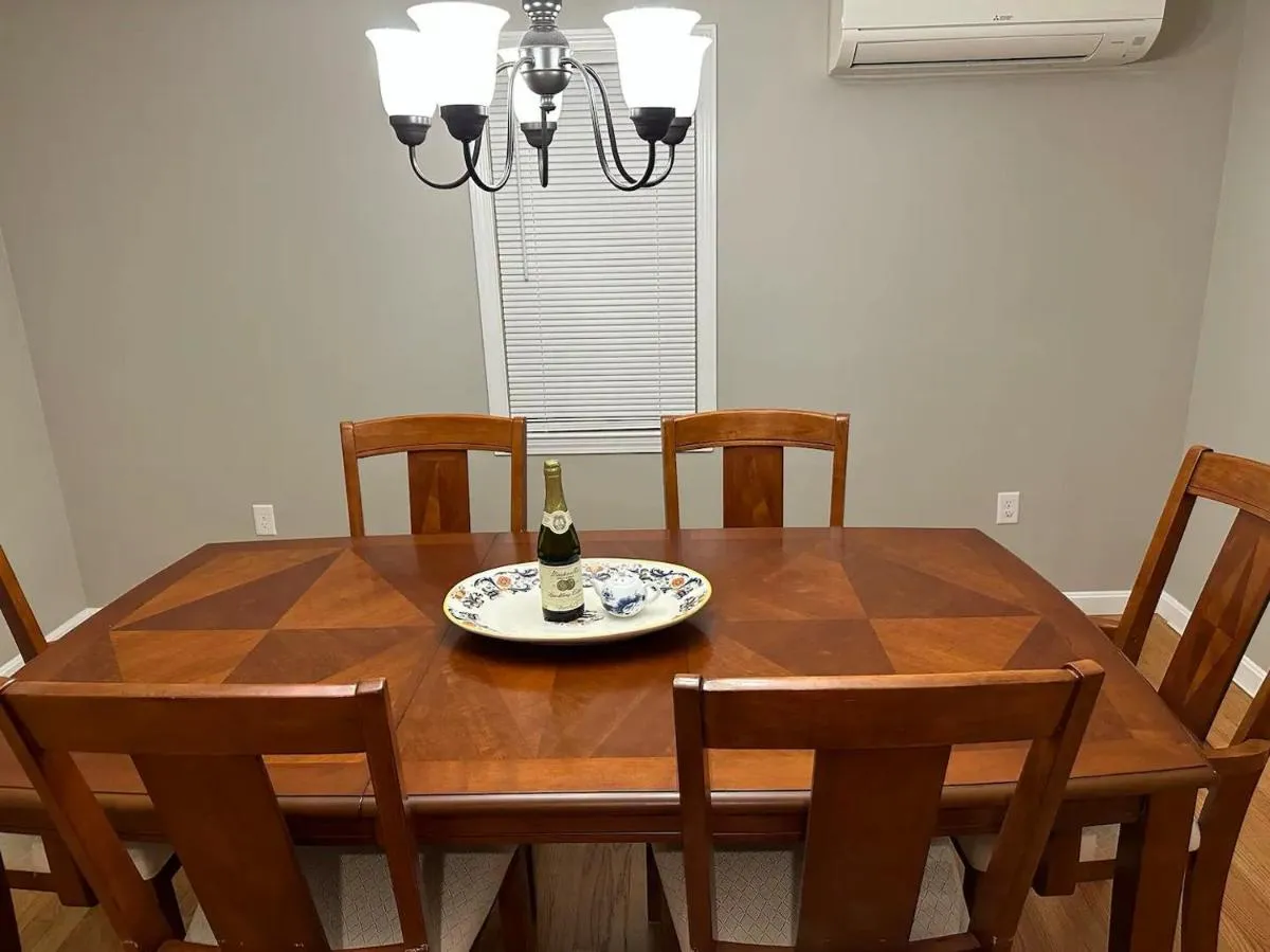 Image 2 of Boston Single Family House – Super Quiet and Private