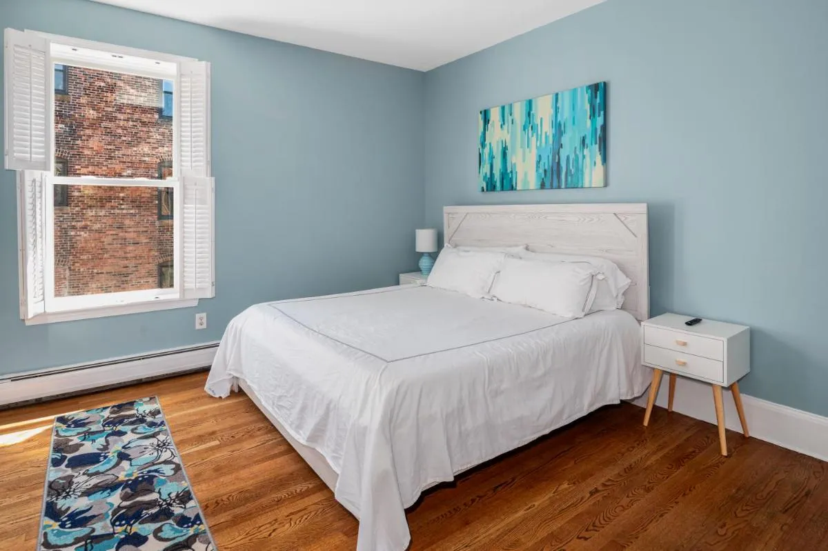 Image 4 of Brownstone Townhouse in Fenway