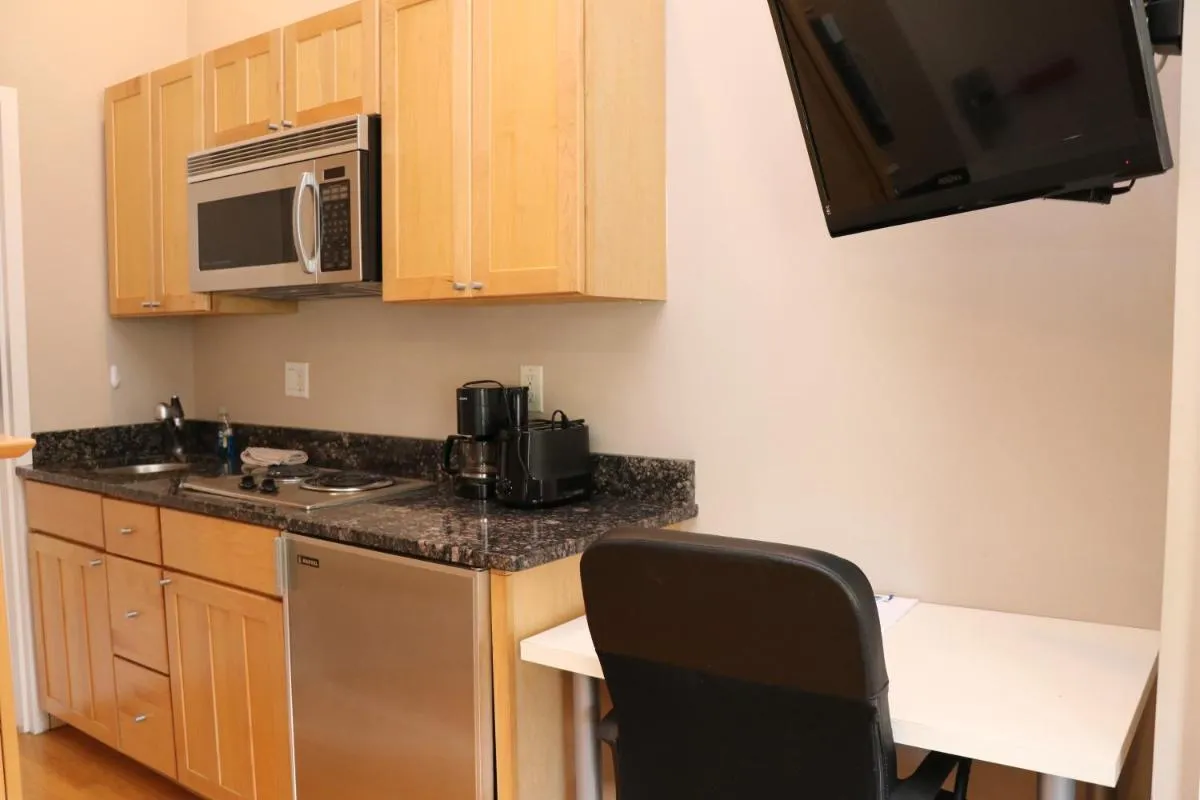 Image 5 of Charming Studio in Boston Brownstone, C.Ave#5