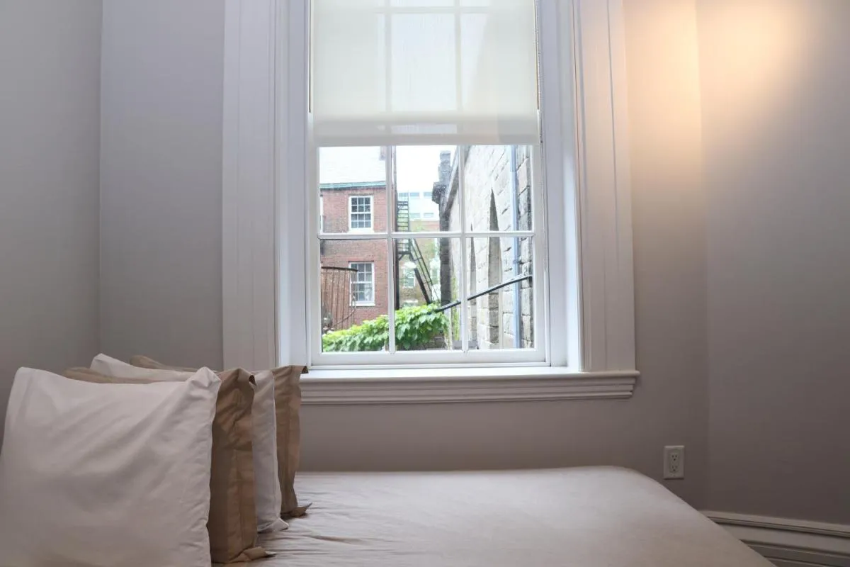 Image 1 of Charming & Stylish Studio on Beacon Hill #6