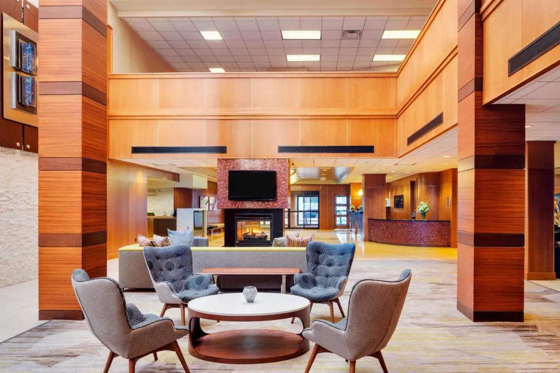 Image of Courtyard by Marriott Boston Logan Airport