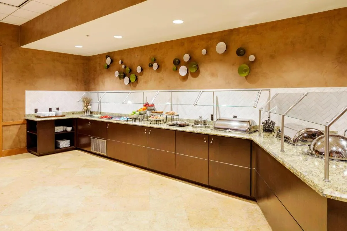 Image 3 of Courtyard by Marriott Boston Logan Airport