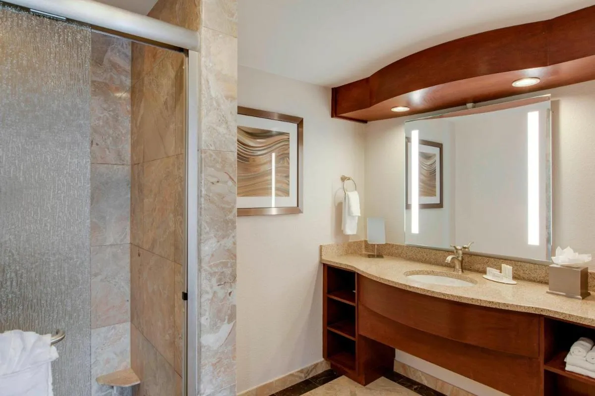 Image 2 of Courtyard by Marriott Boston Logan Airport