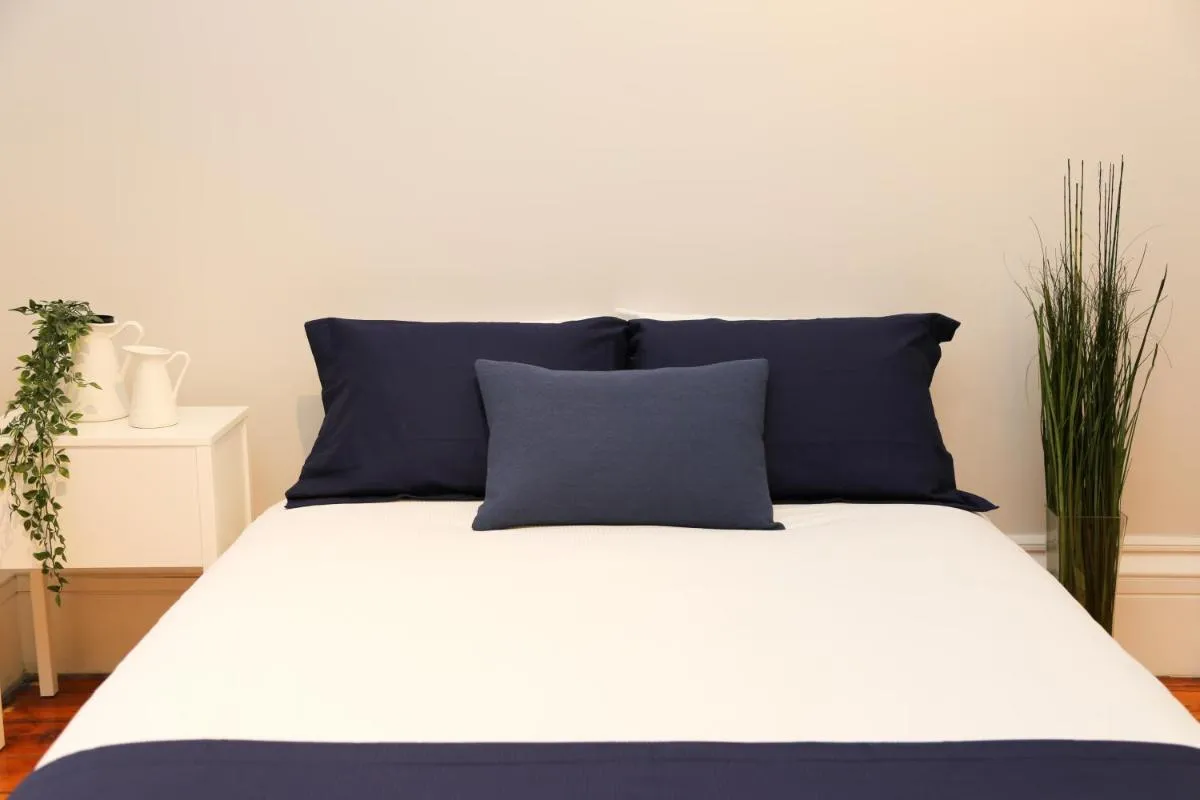 Image 6 of Cozy Furnished Studio in Beacon Hill #4