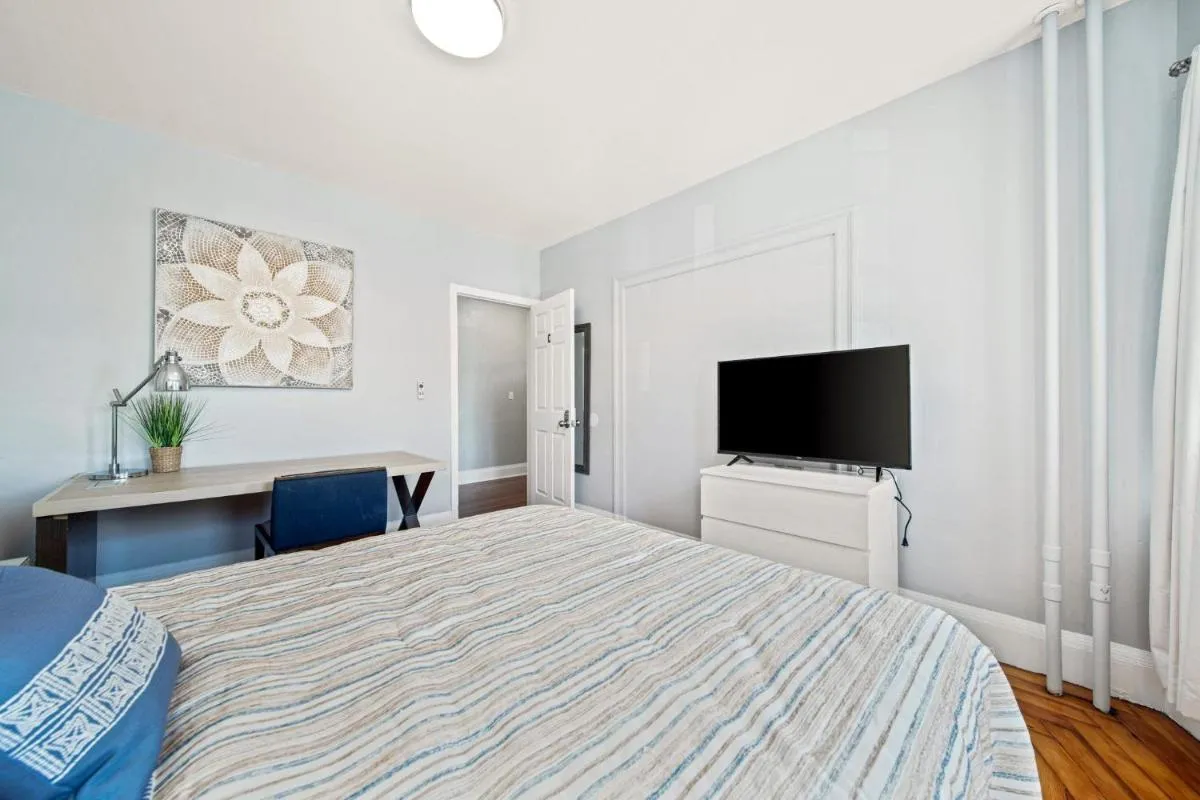 Image 3 of Cozy Up in 5BR Apt Near Charming Oak Square