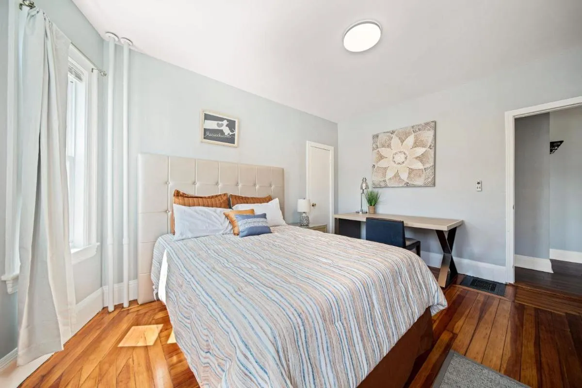 Image 2 of Cozy Up in 5BR Apt Near Charming Oak Square