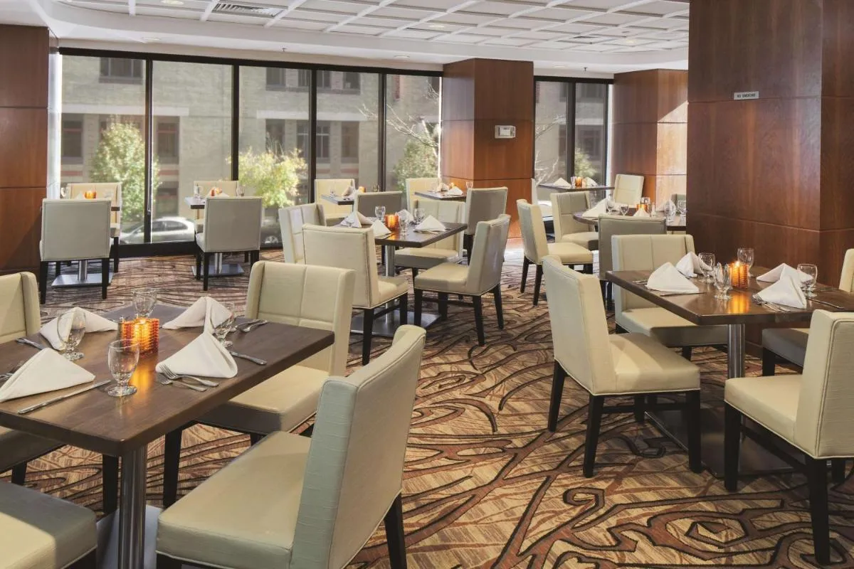 Image 3 of DoubleTree by Hilton Hotel Boston – Downtown