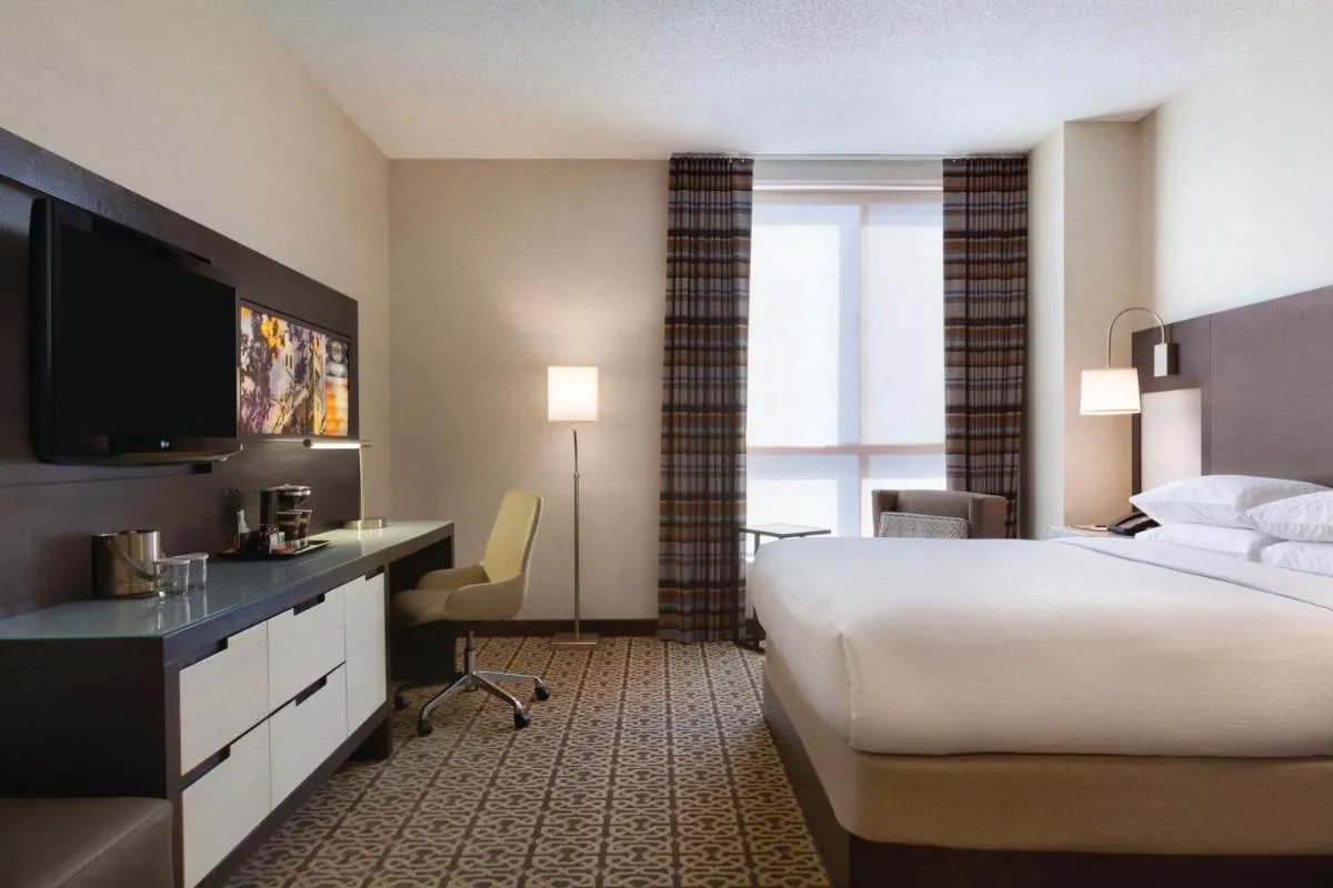 Image 4 of DoubleTree by Hilton Hotel Boston – Downtown
