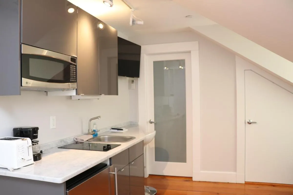 Image 4 of Downtown Beacon Hill, Convenient, Comfy Studio #14