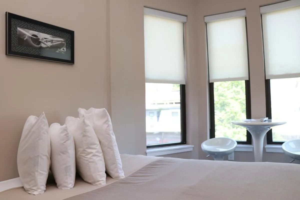 Image 2 of Furnished Studio in Downtown Boston #35