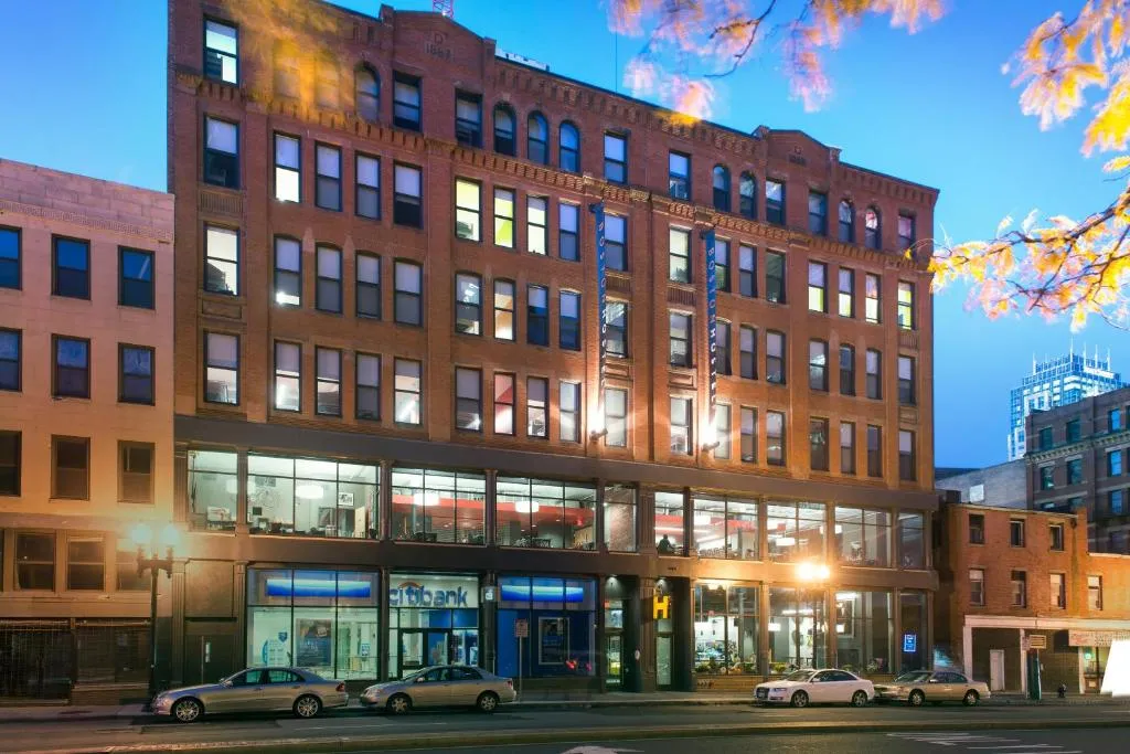 Image of HI Boston Hostel
