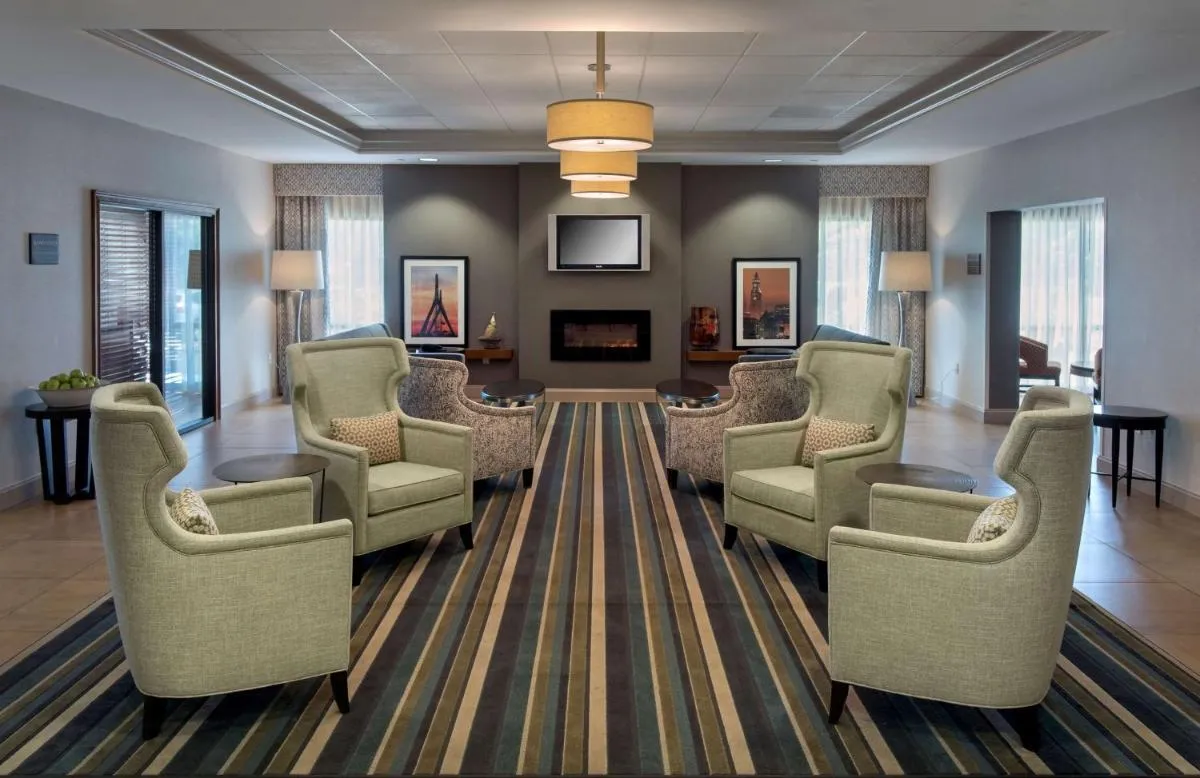 Image 2 of Hampton Inn Boston Logan Airport