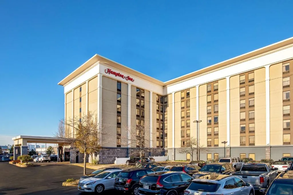 Image of Hampton Inn Boston Logan Airport