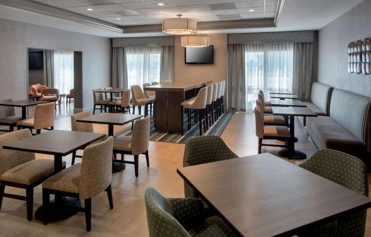 Image 5 of Hampton Inn Boston Logan Airport