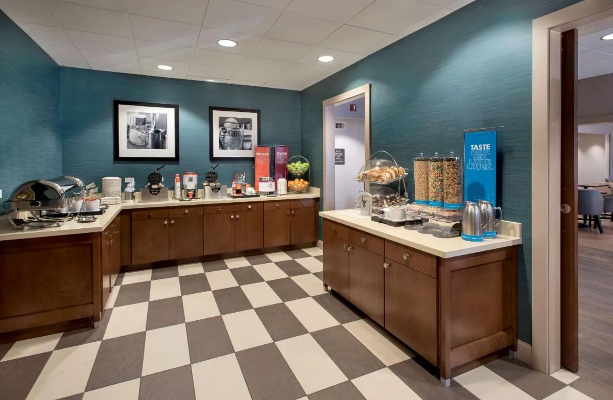 Image 6 of Hampton Inn Boston Logan Airport