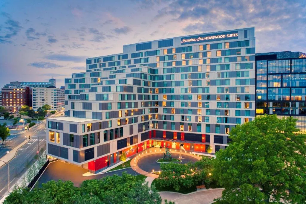 Image of Hampton Inn Boston Seaport District