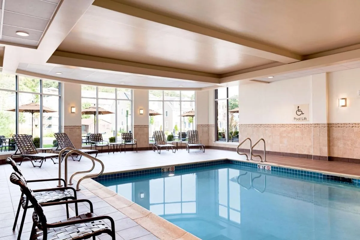 Image 3 of Hilton Garden Inn Boston Logan Airport