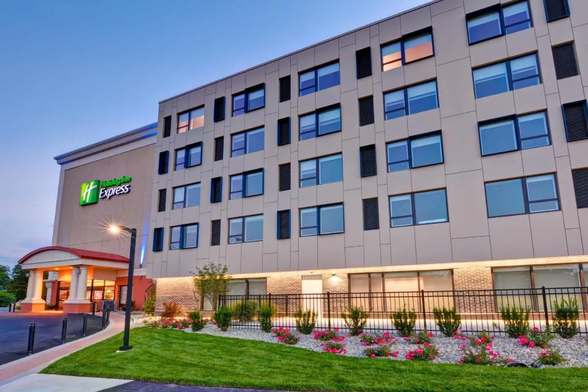 Image 3 of Holiday Inn Express Boston, an IHG Hotel