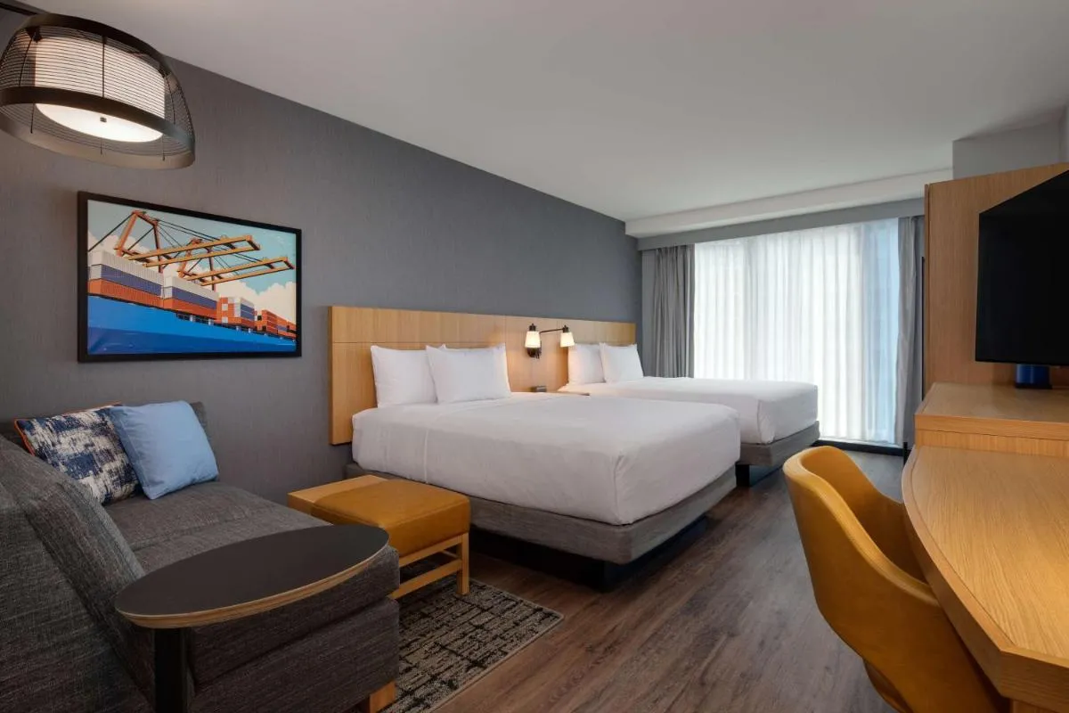 Image 4 of Hyatt Place Boston/Seaport District