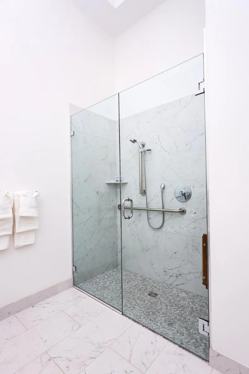 Image 3 of Luxurious Studio in the Heart of Boston