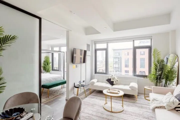 Image 1 of Luxury South End 1 Bedroom