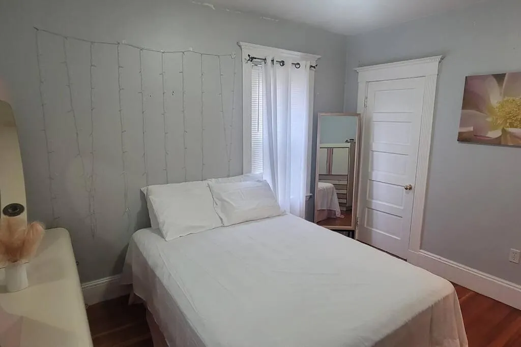 Image 3 of Modern Haven ,Your Stylish Retreat