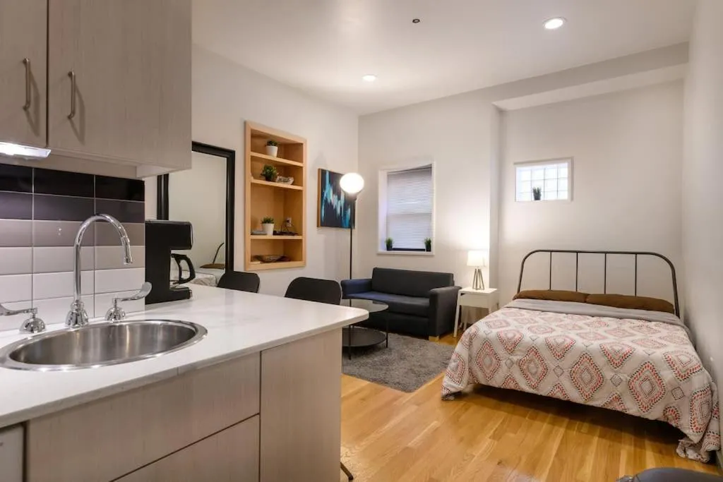 Image 1 of Modern Studio In City Center, Near Boston Common