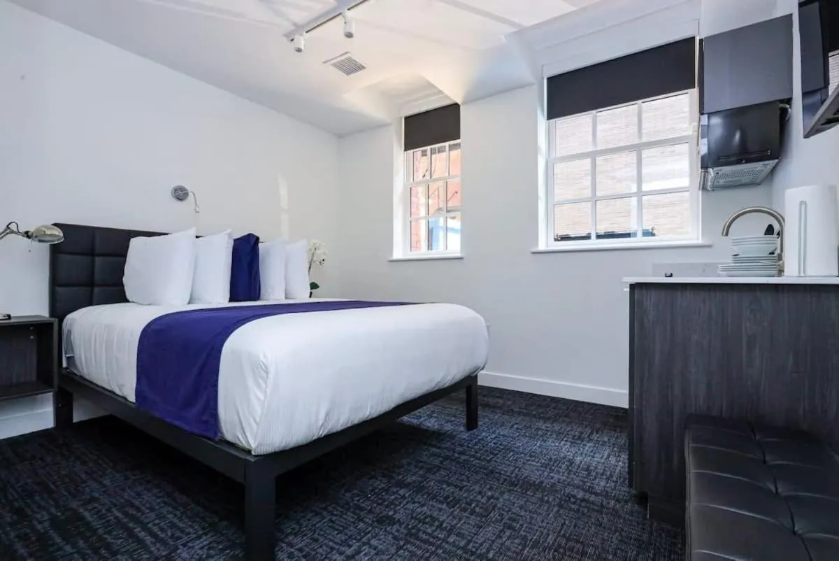 Image 1 of Modern Studio in Historic Boston – Garden Unit #1