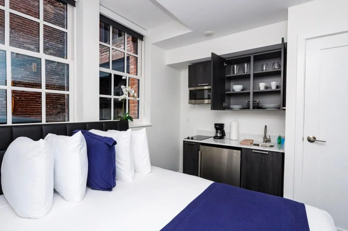 Image 2 of Modern Studio in Historic Boston – Garden Unit #4