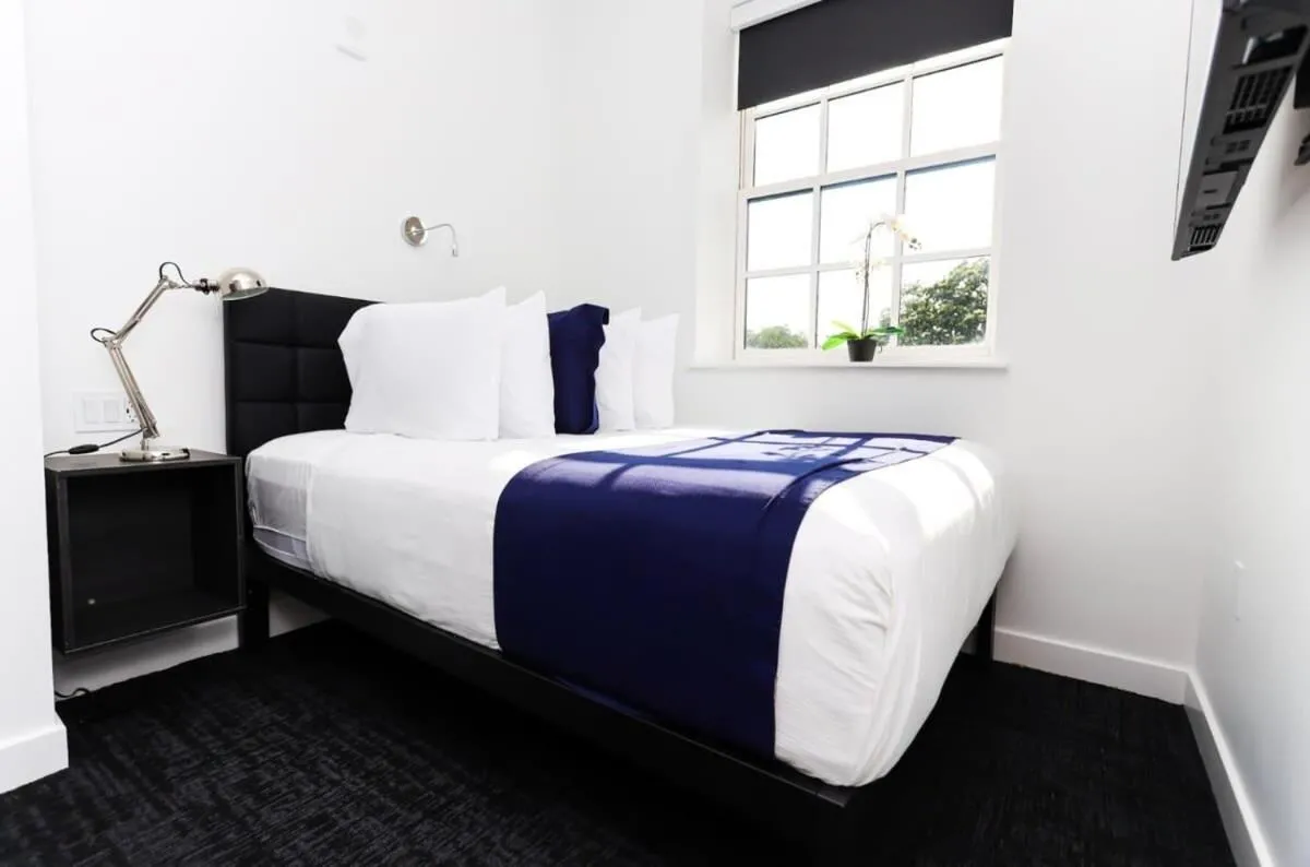 Image 3 of Modern Suite in Fenway Neighborhood