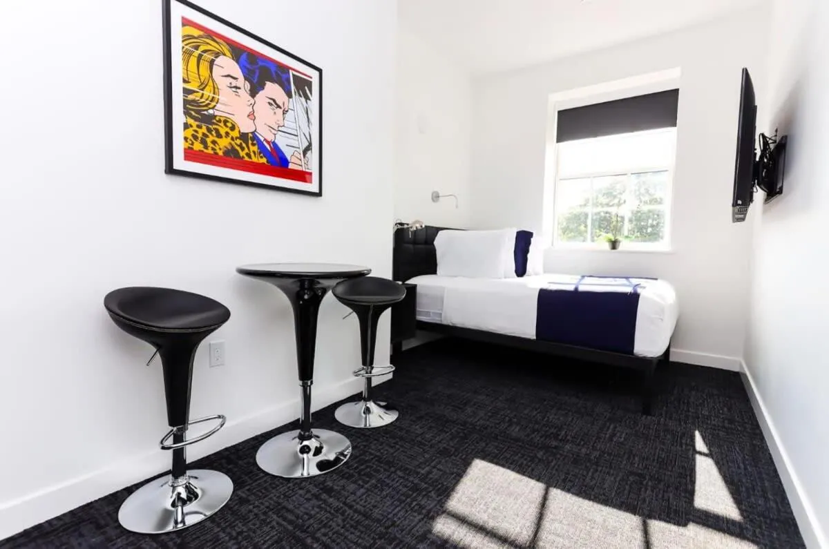 Image 4 of Modern Suite in Fenway Neighborhood