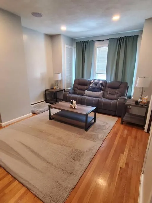 Image 4 of Newly renovated -2 Bedroom Condo