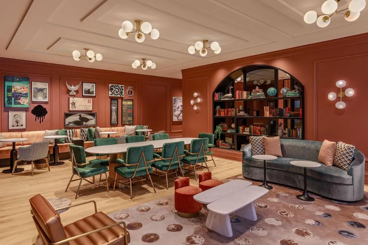 Image 4 of Pennyweight Hotel Boston, Curio Collection by Hilton