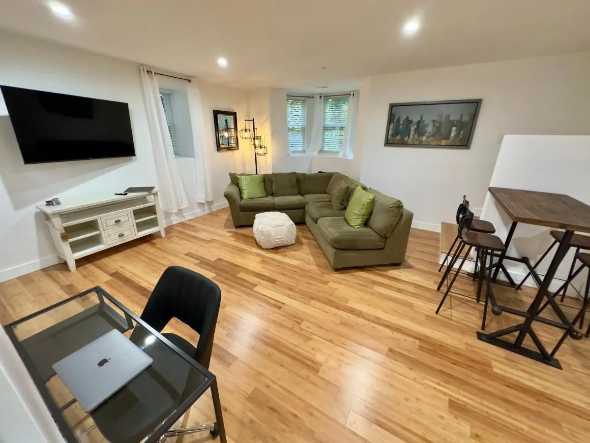 Image 5 of Perrin Place Unit 1