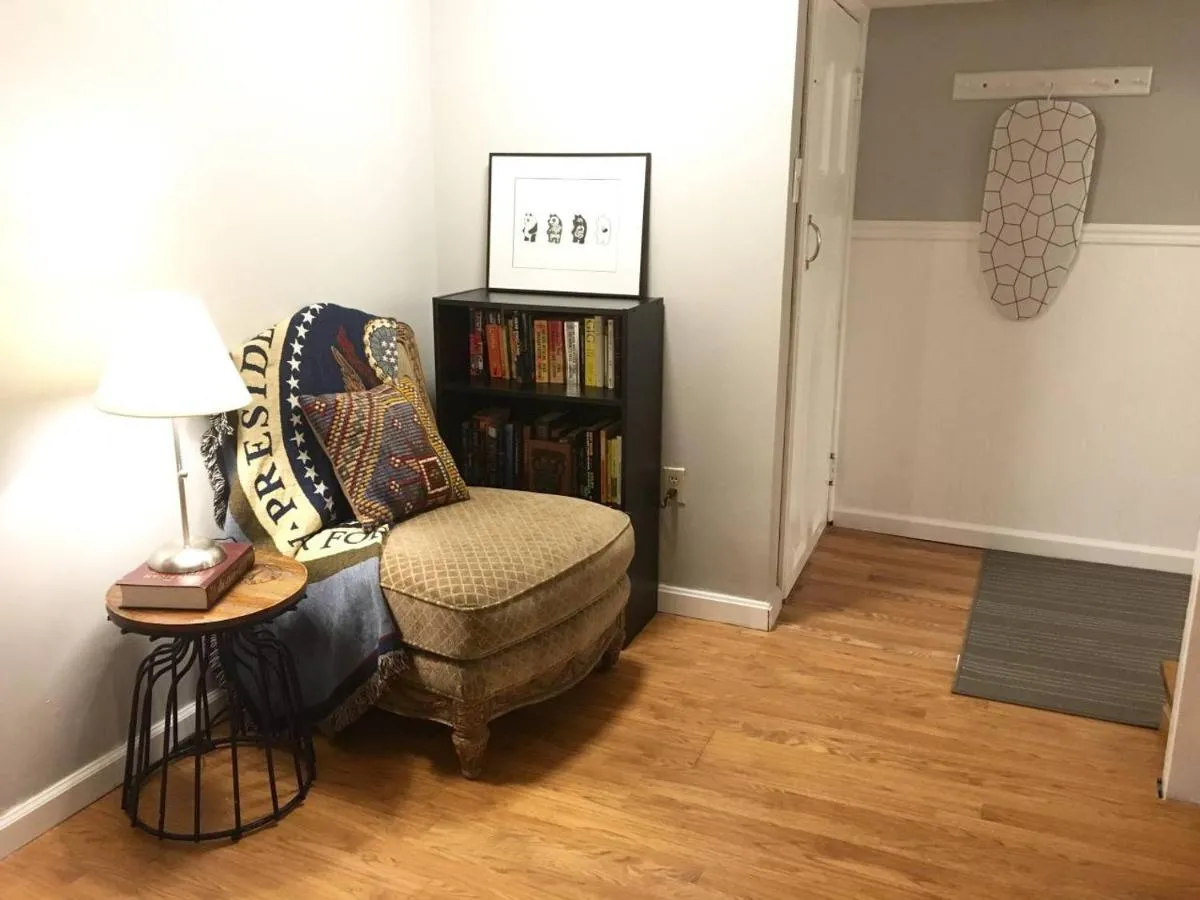 Image 4 of ~*Pet Friendly 30min to Downtown*~ THE BOSTONIAN