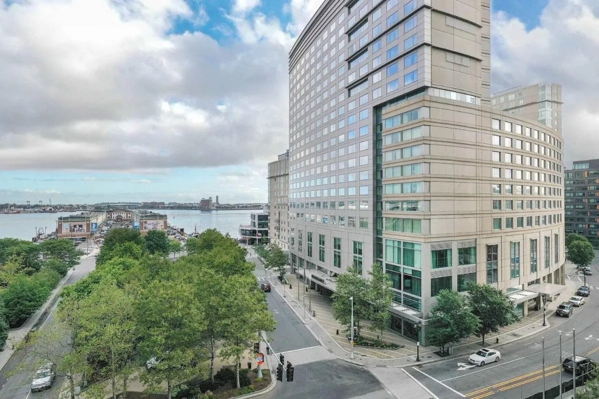 Image 5 of Renaissance Boston Seaport Hotel