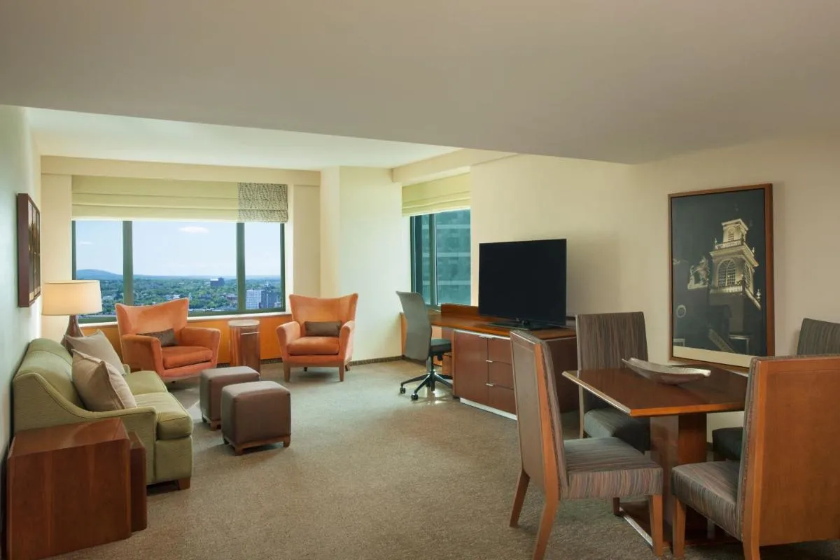 Image 5 of Sheraton Boston Hotel