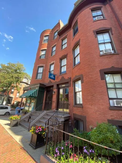 Image 3 of South End Studio, Ideal for Boston Travelers #23