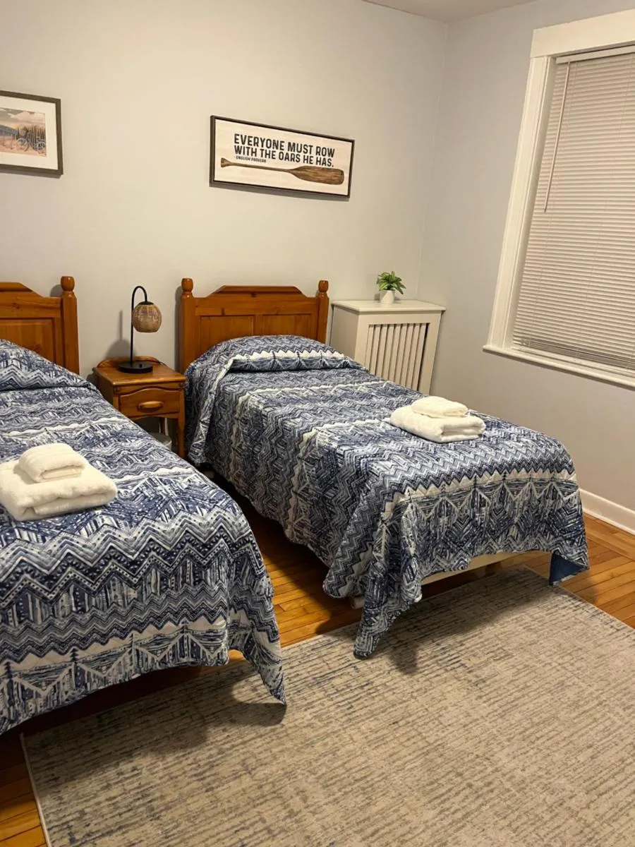 Image 1 of Spacious Apartment in Boston