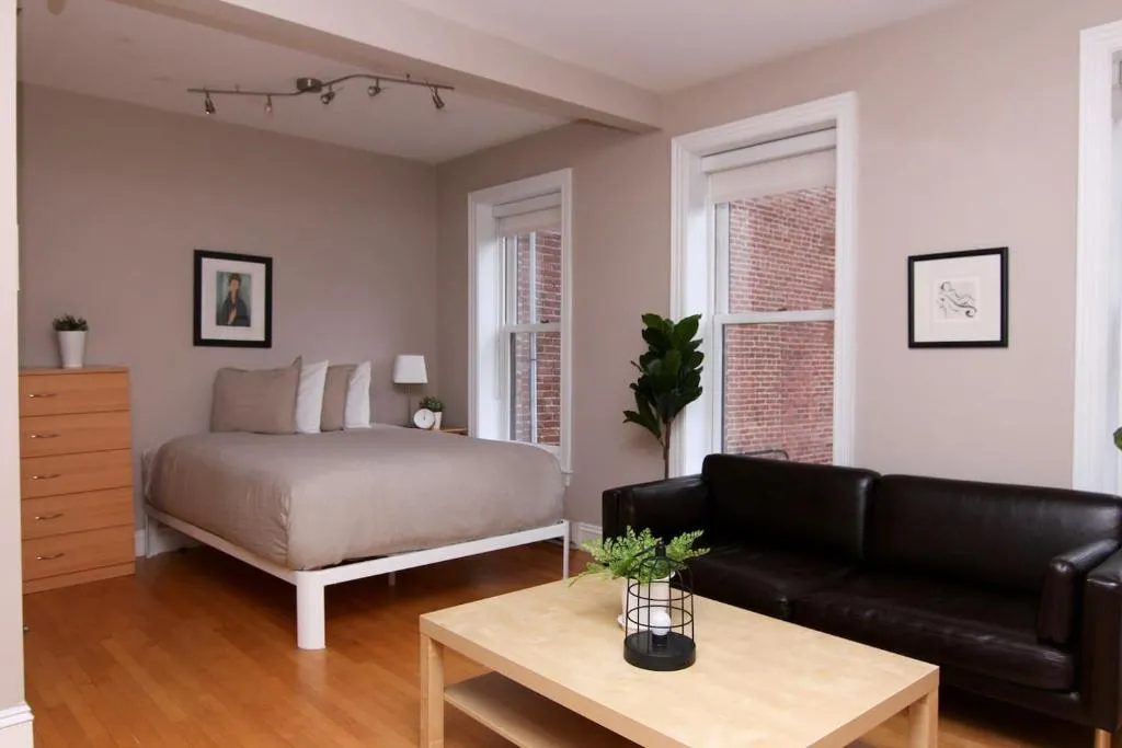 Image of Stylish Downtown Studio in the SouthEnd, C.Ave# 2