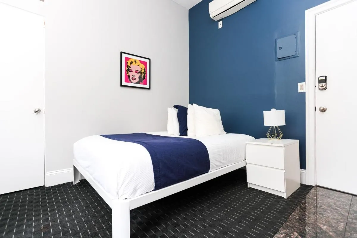 Image 1 of Stylish Downtown Studio in the SouthEnd, C.Ave #24