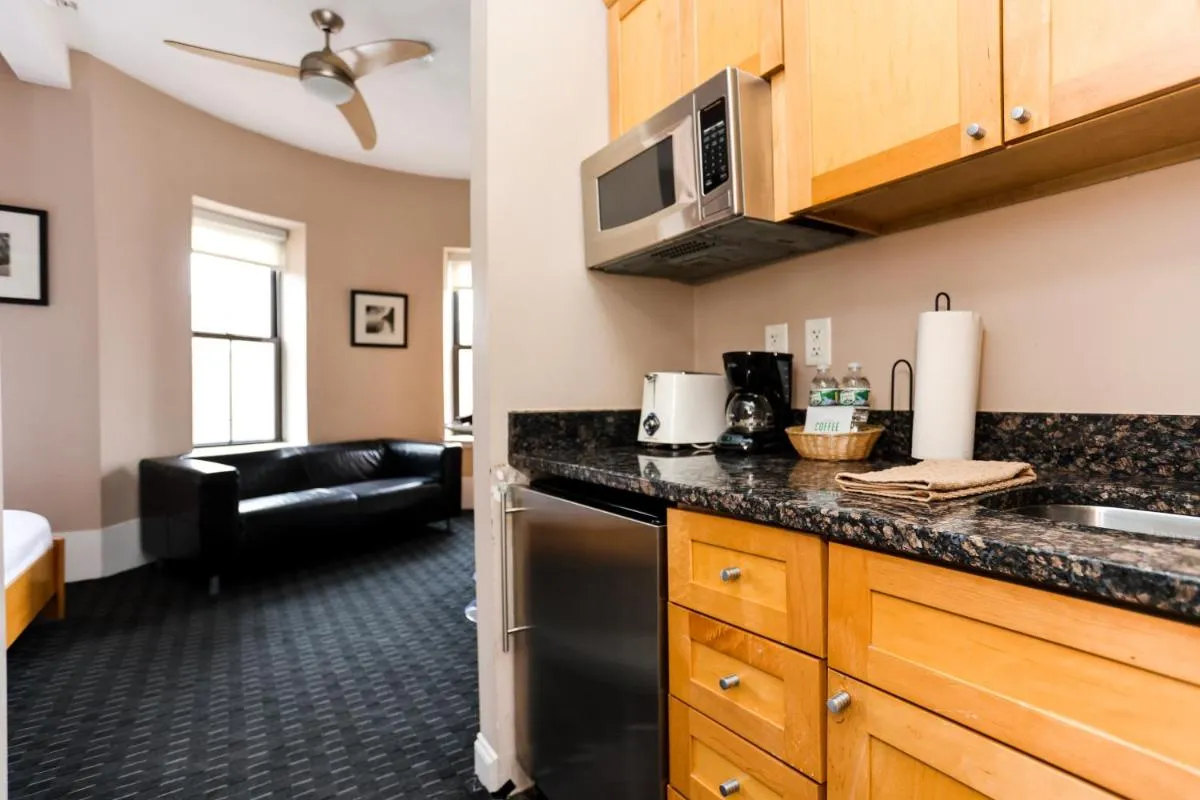 Image 6 of Stylish Downtown Studio in the SouthEnd, C.Ave #31