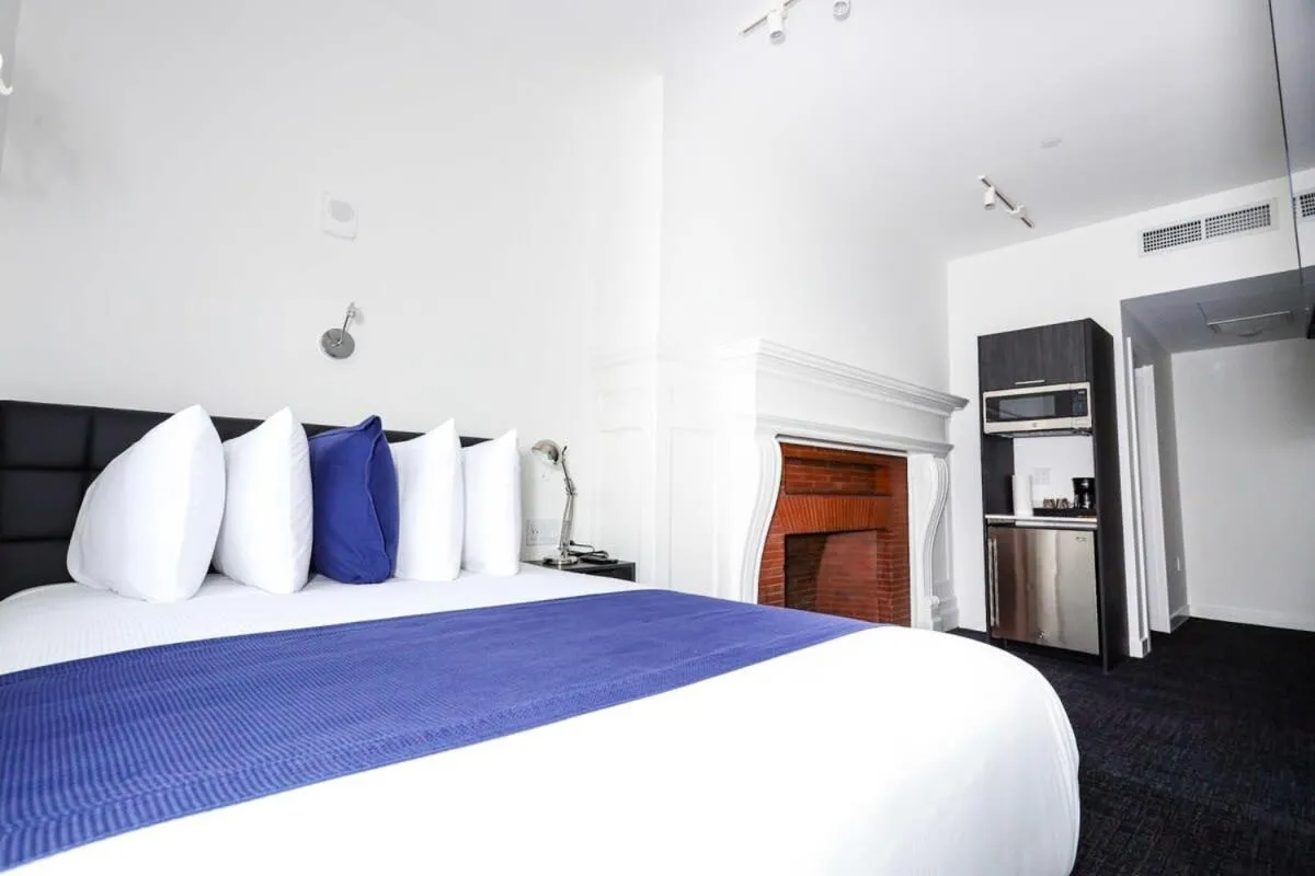 Image 1 of Stylish Hotel Room in Boston’s Fenway – Unit #107